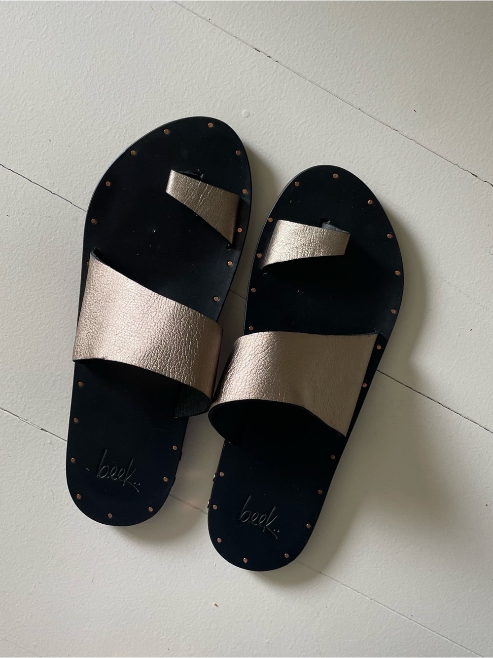 Beek Finch sandals size 8 - Picture 2 of 7